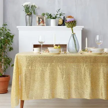 Скатерть с пайетками, цв.золото, 300*300 см